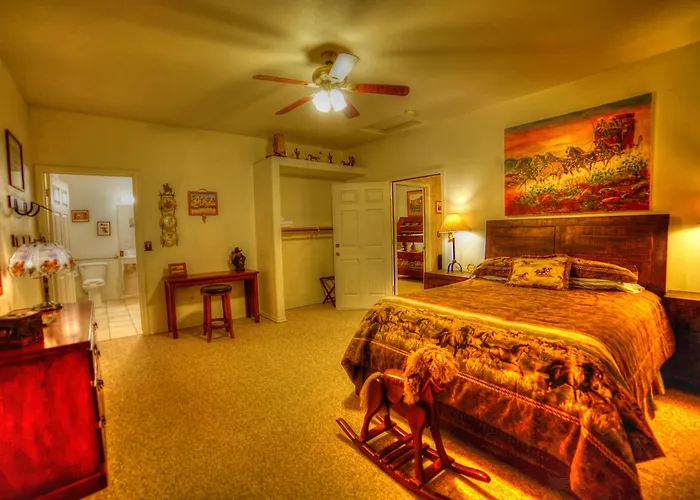 Stagecoach Trails Guest Ranch 4*
