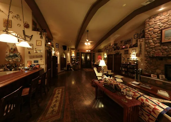Stagecoach Trails Guest Ranch 4*